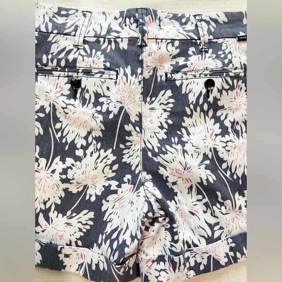 Dear John Women's Floral Shorts - Navy, White, and Pink Size 29 - Picture 9 of 9